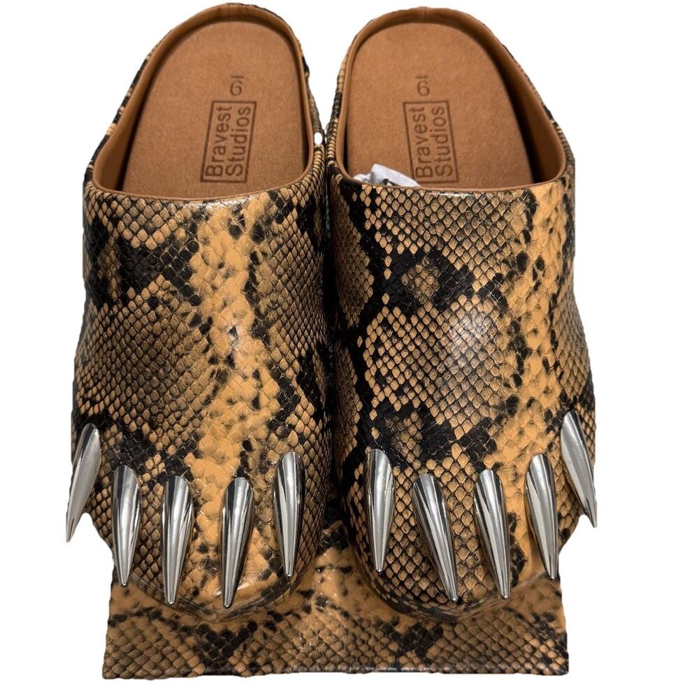 Bravest Studios Tan Snakeskin Claw Mule Leather Size 9 New With Box Streetwear